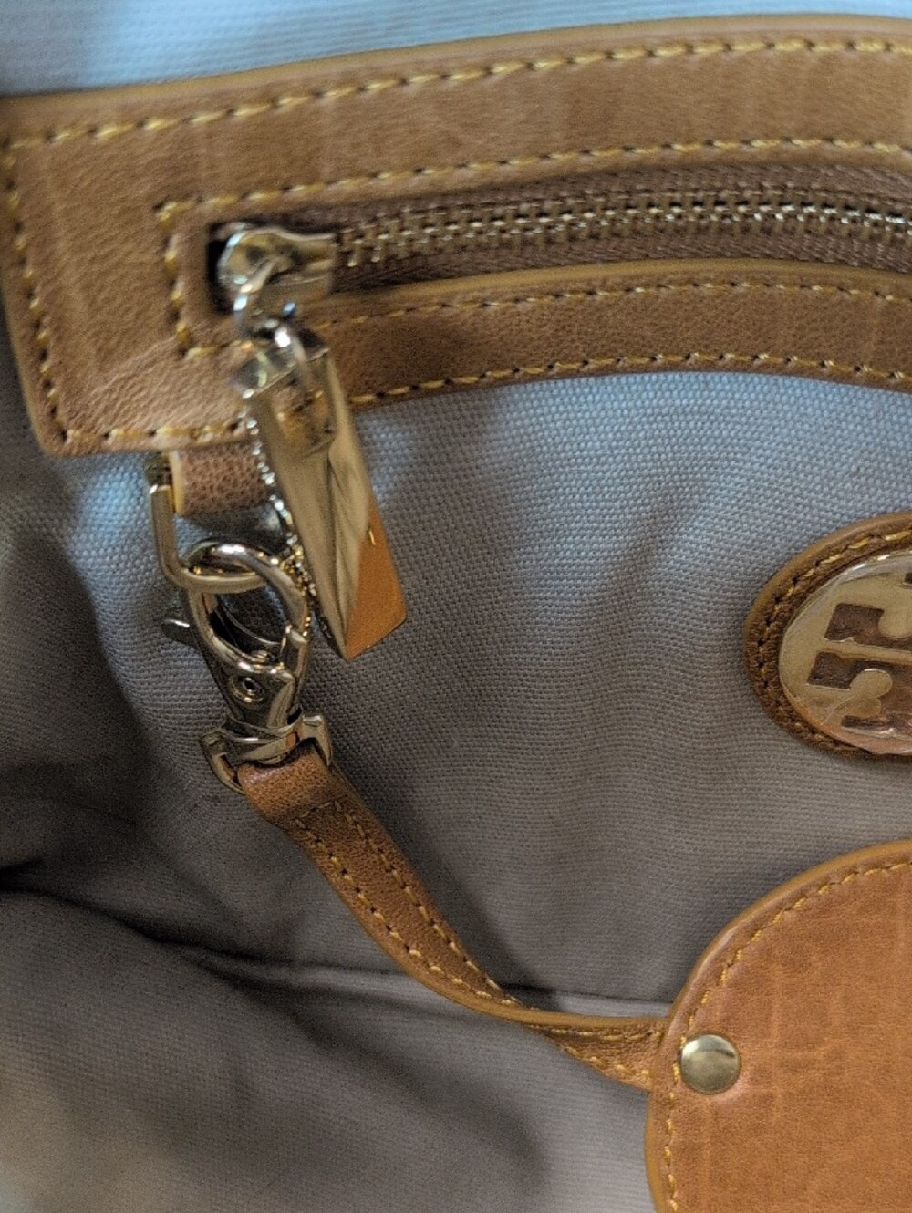 Tory Burch Plaid Bond Shoulder Bag - Picture 12 of 14